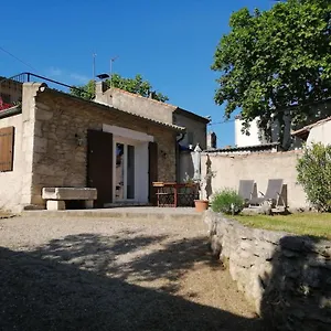 charmante-maison-proche-centre-ville.fr-provencehotel.com/